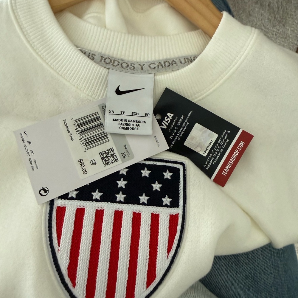 NWT Nike Women's White Team USA PHX Fleece 1924 Pullover Sweatshirt - 1 XS, 2 M - Picture 10 of 10